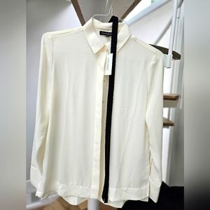 Blouse (creme) with black ribbon neck detail